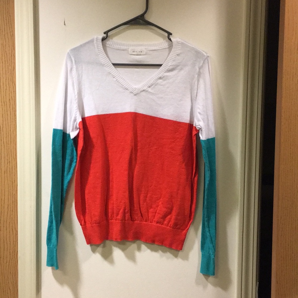 Women’s sweater
